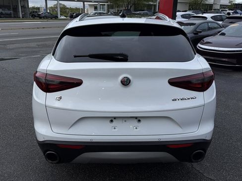 Used 2019 Alfa Romeo Stelvio AWD image 24