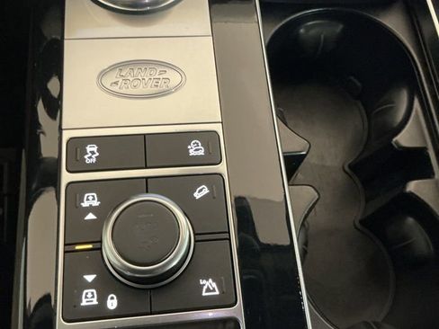 Used 2021 Land Rover Range Rover Long Wheelbase Autobiography image 12