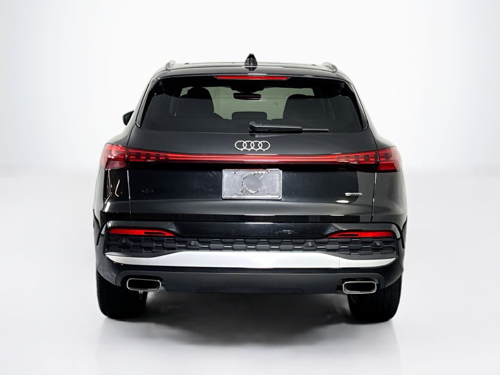 Used 2025 Audi Q5 Premium Plus w/ Premium Plus AWD/4WD image 4