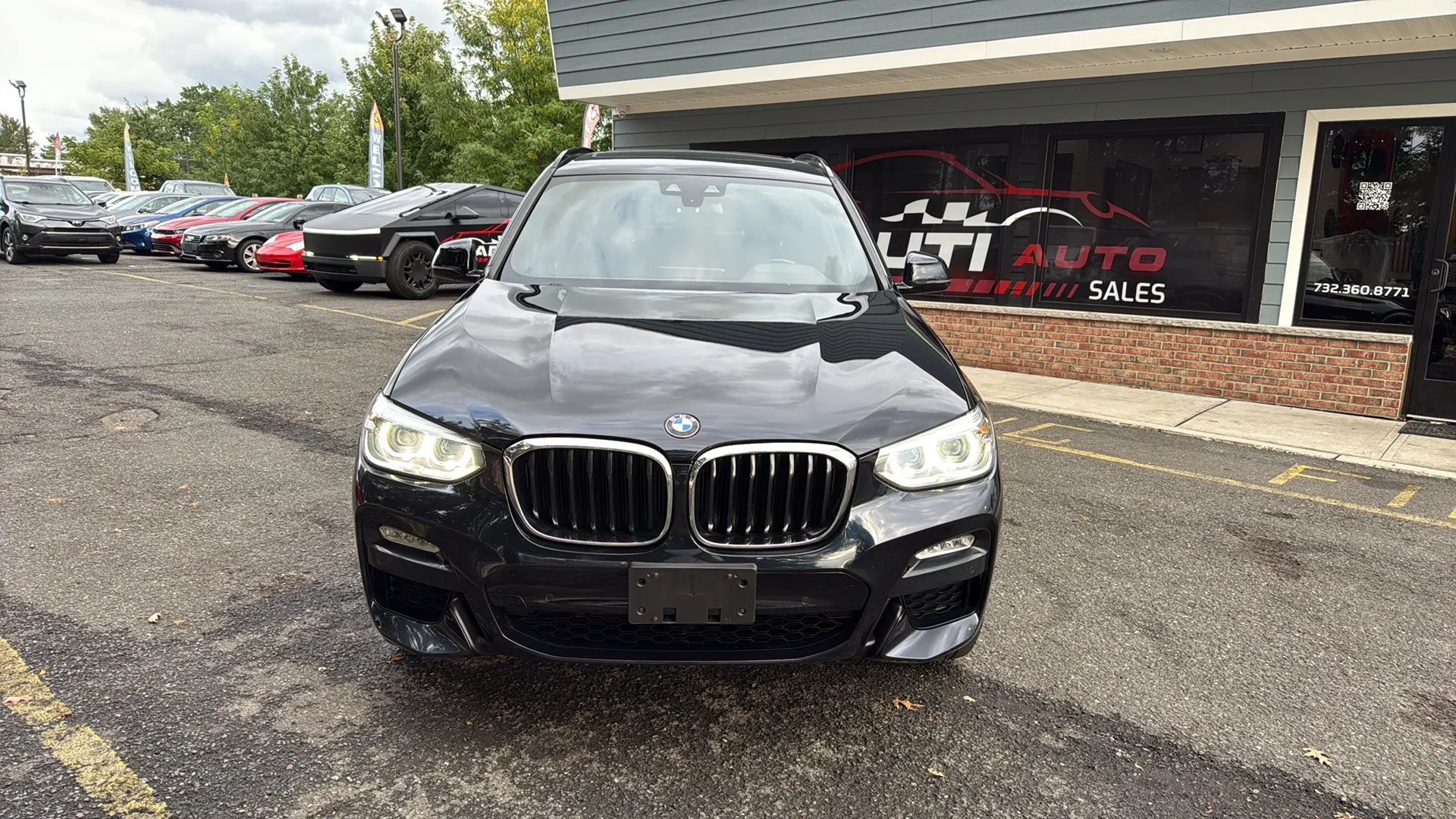 Used 2019 BMW X3 xDrive30i w/ M Sport Package 2 AWD/4WD image 3