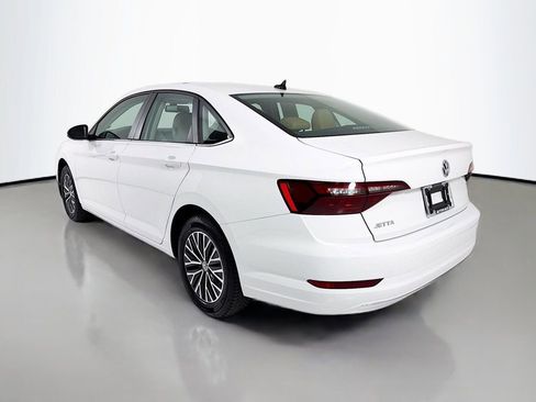 Used 2020 Volkswagen Jetta SE w/ SE Cold Weather Package image 5