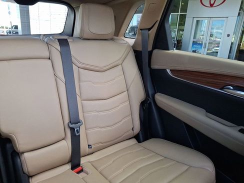 Used 2019 Cadillac XT5 Platinum AWD/4WD image 20