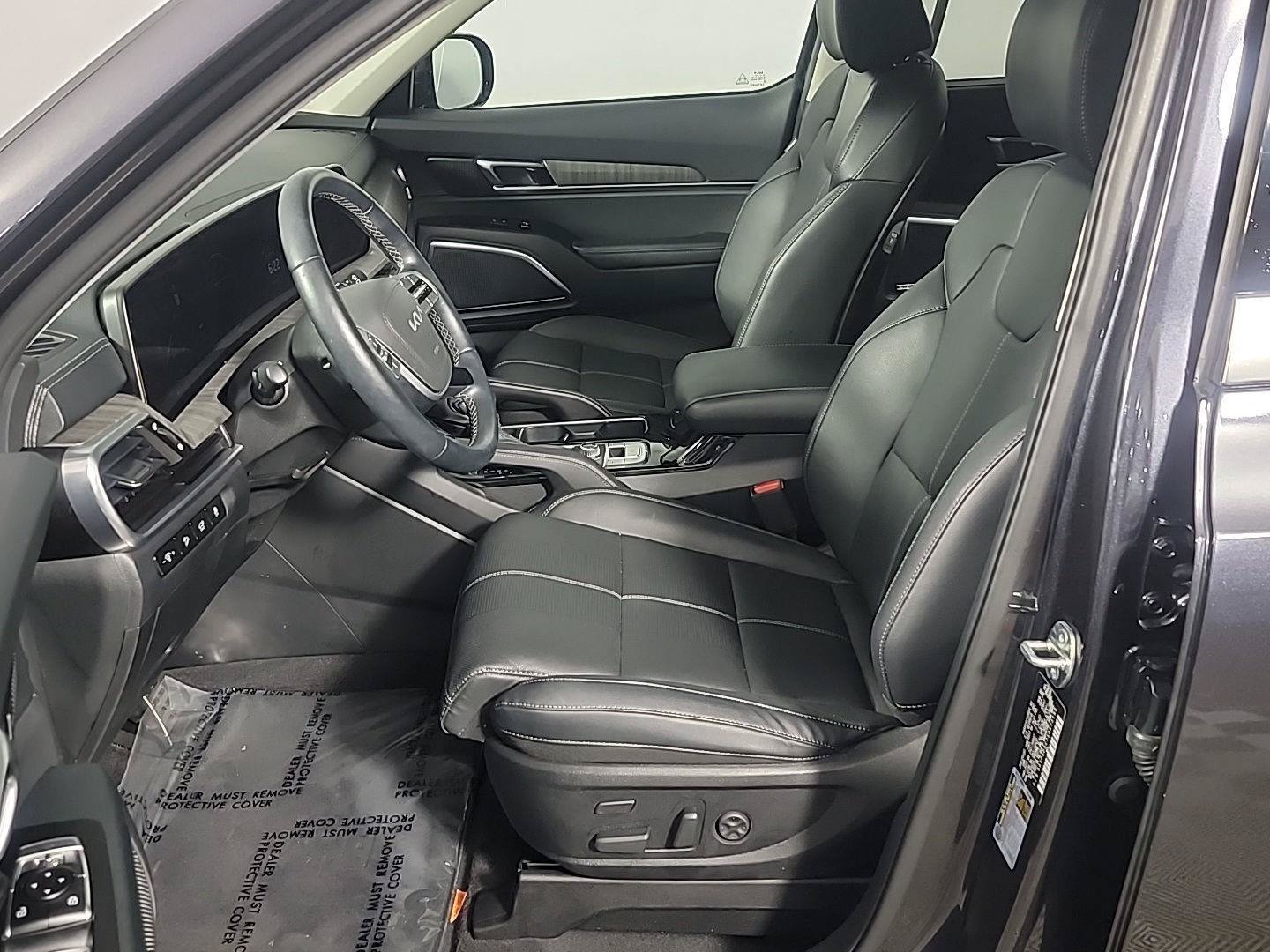 Used 2025 Kia Telluride SX w/ SX Captain's Chair Package AWD/4WD image 20