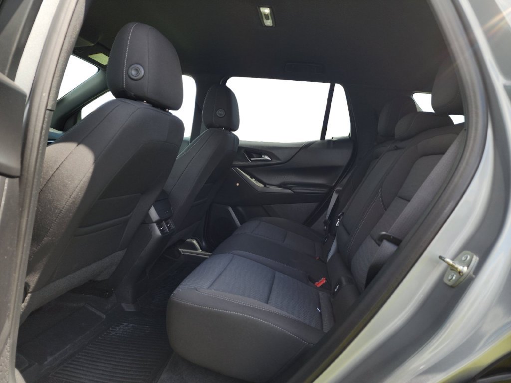 Used 2026 Chevrolet Equinox LT AWD/4WD image 14