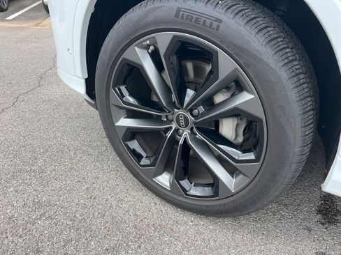 Used 2025 Audi Q7 3.0T Premium Plus w/ Premium Plus Package image 9