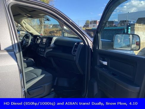 Used 2019 RAM 3500 Tradesman image 24