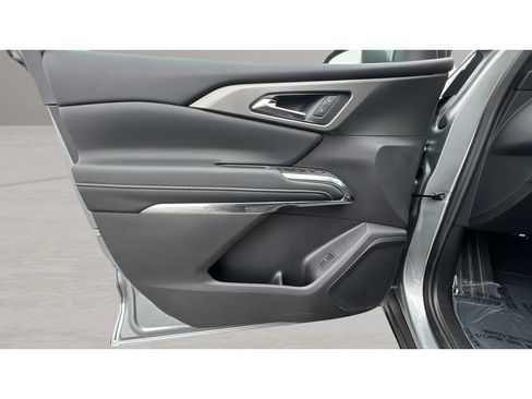 New 2026 Chevrolet Traverse LT w/ Driver Confidence Package image 26