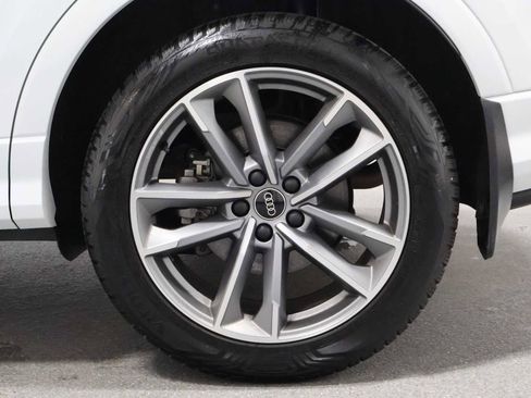 Used 2024 Audi Q3 2.0T Premium AWD/4WD image 36