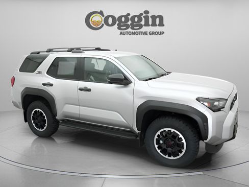 Used 2025 Toyota 4Runner TRD Off-Road Premium image 12