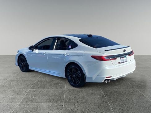 Used 2026 Toyota Camry XSE FWD image 3