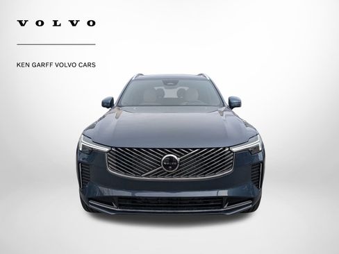 New 2026 Volvo XC90 T8 Plus w/ Protection Package Premier image 9