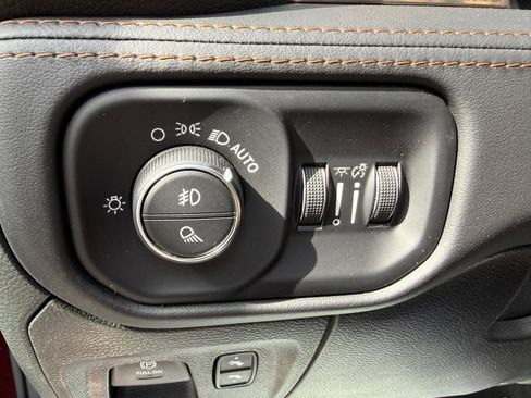 Used 2022 RAM 1500 Limited AWD/4WD image 20