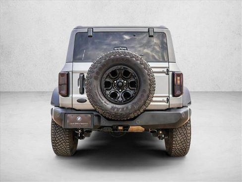 Used 2023 Ford Bronco Wildtrak image 6