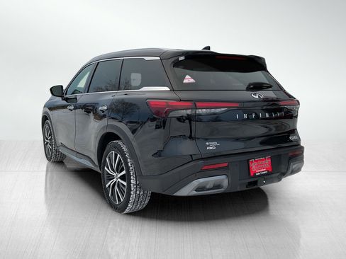 Used 2024 INFINITI QX60 Sensory image 3