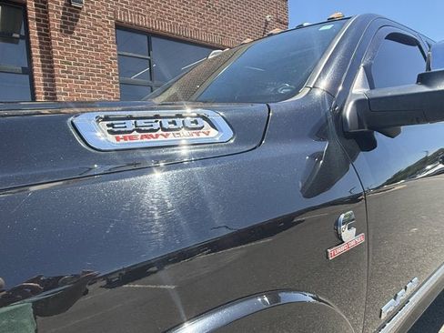 Used 2019 RAM 3500 Limited w/ Max Tow Package AWD/4WD image 12