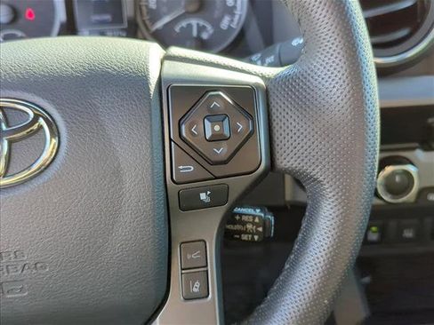 Used 2023 Toyota Tacoma TRD Off-Road image 17