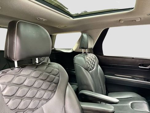 Used 2022 Hyundai Palisade Limited image 32