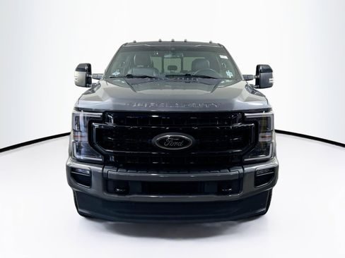 Used 2022 Ford F250 Lariat w/ Black Appearance Package AWD/4WD image 2