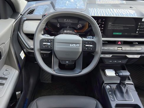 New 2027 Kia Seltos EX FWD image 16