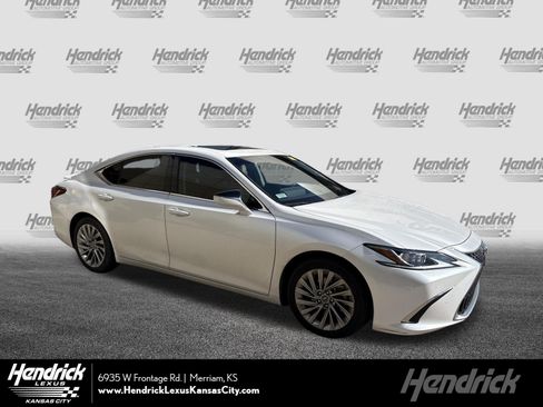 Used 2023 Lexus ES 300h w/ Accessory Package (Z2) FWD image 1
