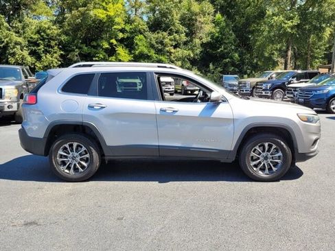 Used 2019 Jeep Cherokee Latitude Plus image 15