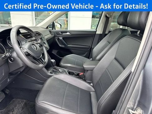 Certified 2021 Volkswagen Tiguan SE w/ Panoramic Sunroof Package AWD/4WD image 10