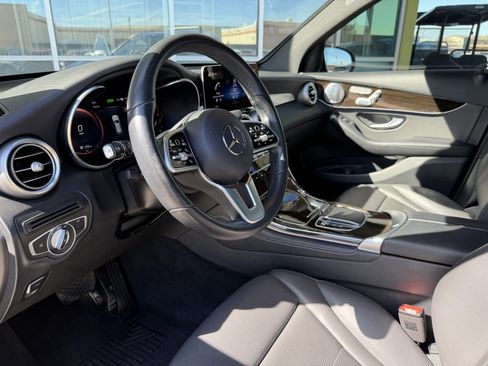 Used 2020 Mercedes-Benz GLC 350e 4MATIC image 39