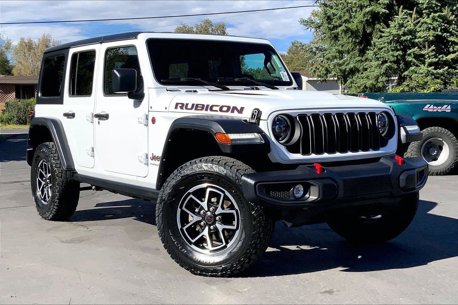 Certified 2024 Jeep Wrangler Unlimited Rubicon AWD/4WD image 35