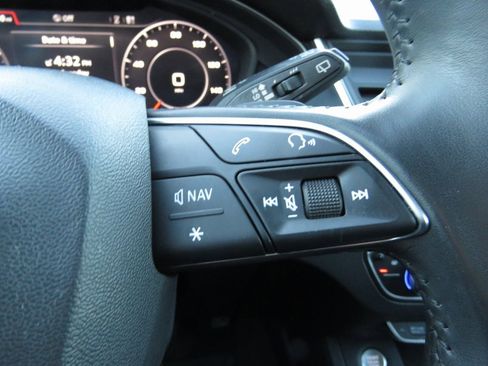 Used 2018 Audi Q5 2.0T Premium image 23