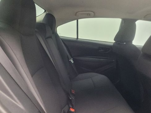 Used 2022 Toyota Corolla LE FWD image 19