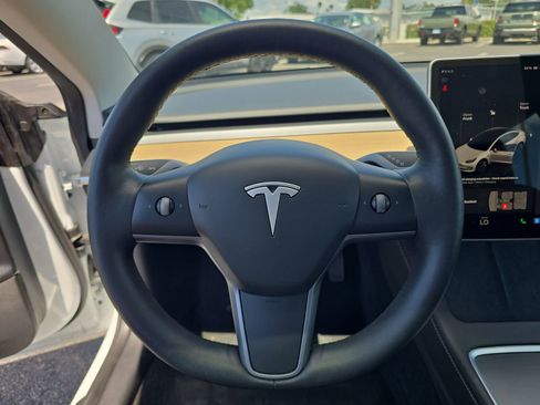 Used 2023 Tesla Model 3 Standard Range RWD image 25