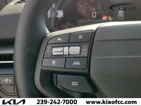New 2026 Kia Sportage LX w/ LX Convenience Package FWD image 23