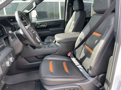 Certified 2025 GMC Sierra 3500 AT4 w/ AT4 Premium Plus Package AWD/4WD image 12