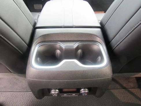 Used 2025 GMC Acadia Denali w/ LPO, All-Weather Package AWD/4WD image 23