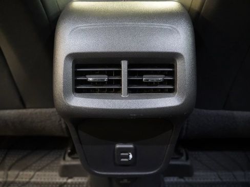 Certified 2023 Chevrolet Equinox RS w/ RS Leather Package FWD image 30