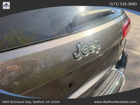 Used 2015 Jeep Grand Cherokee Summit AWD/4WD image 13