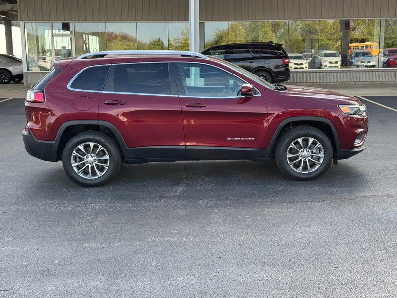 Used 2020 Jeep Cherokee Latitude Plus w/ Comfort/Convenience Group AWD/4WD image 2