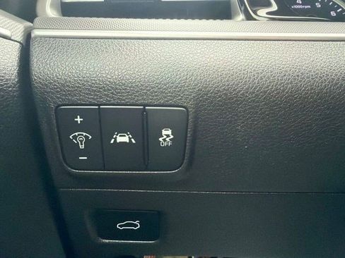 Used 2022 Kia K5 LXS FWD image 27