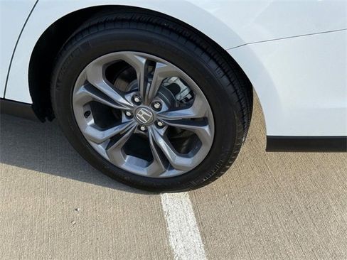 Used 2024 Honda Accord EX image 7