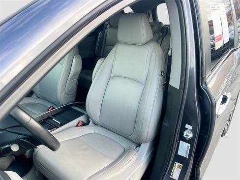 Used 2024 Honda Odyssey EX-L image 18