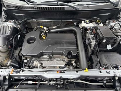 Used 2024 GMC Terrain SLE image 12