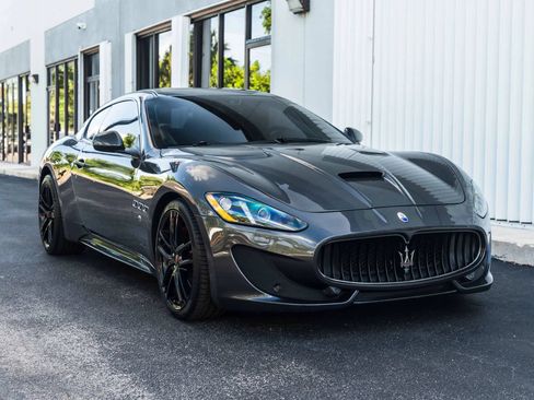 Used 2017 Maserati GranTurismo Sport RWD image 3
