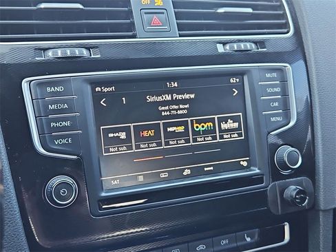 Used 2017 Volkswagen GTI Sport image 22