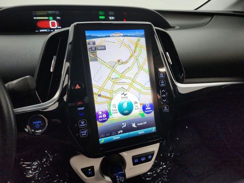 Used 2018 Toyota Prius Prime Premium w/ Carpet Mat Package image 12