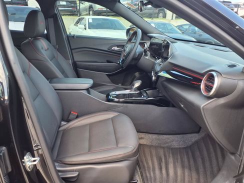 Used 2026 Chevrolet Trax RS w/ Driver Confidence Package FWD image 19