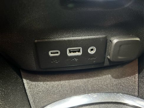 Used 2023 Chevrolet Malibu LT w/ Driver Confidence Package FWD image 32