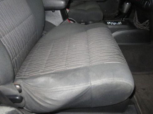 Used 2012 Jeep Wrangler Sport image 27