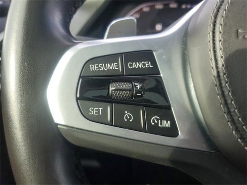 Used 2022 BMW X7 M50i w/ Executive Package image 18