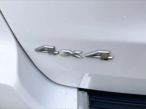 Used 2016 Jeep Grand Cherokee Limited w/ Trailer Tow Group IV AWD/4WD image 9