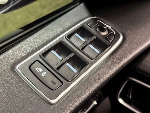Used 2019 Jaguar F-PACE Prestige AWD/4WD image 27